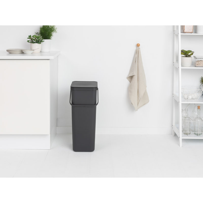 Dark Gray 10.6 Gallon Plastic Recycling Bin with Lid