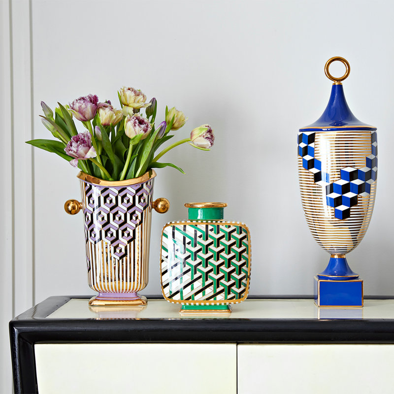 Versailles Cube Urn