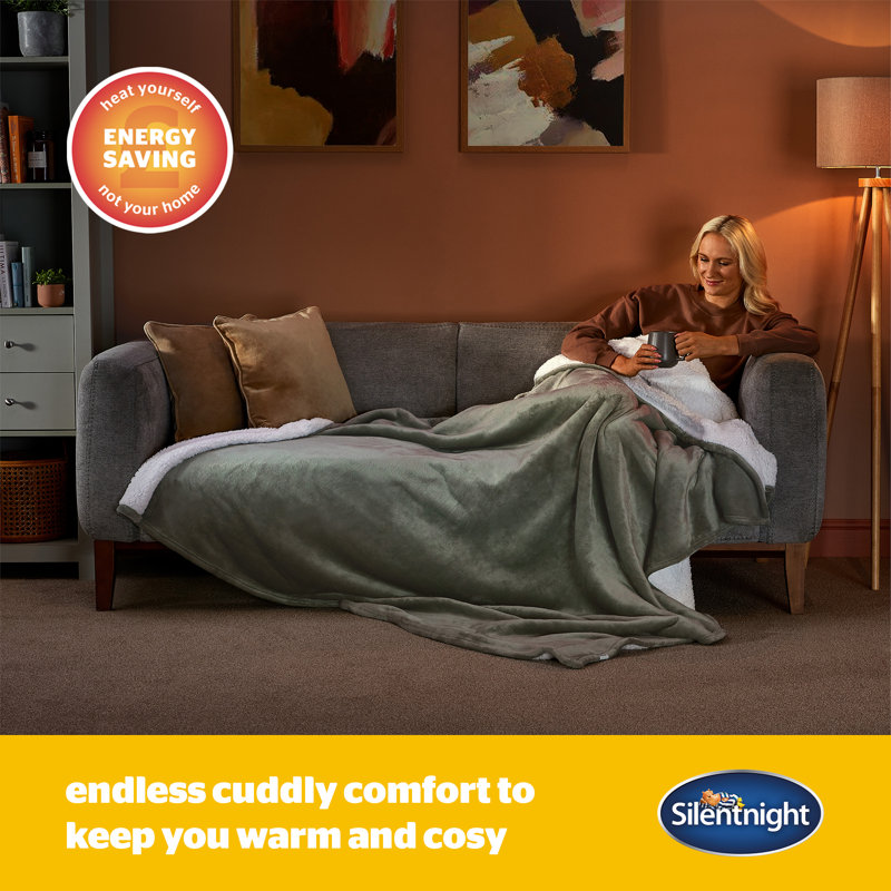 Silentnight Snugsie Giant Throw- Cosy Sherpa Lined Non Heated