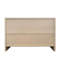 Buffet 3 portes en bois avec buffet d'appoint pour la cuisine. Bois naturel, tablettes réglables, rangement de style tentant. Captivant
