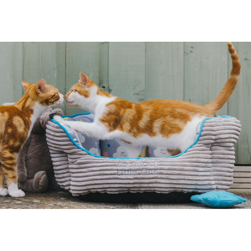 Alnwick Pet Bed, Large (73cm W x 70cm D x 25.5cm H)