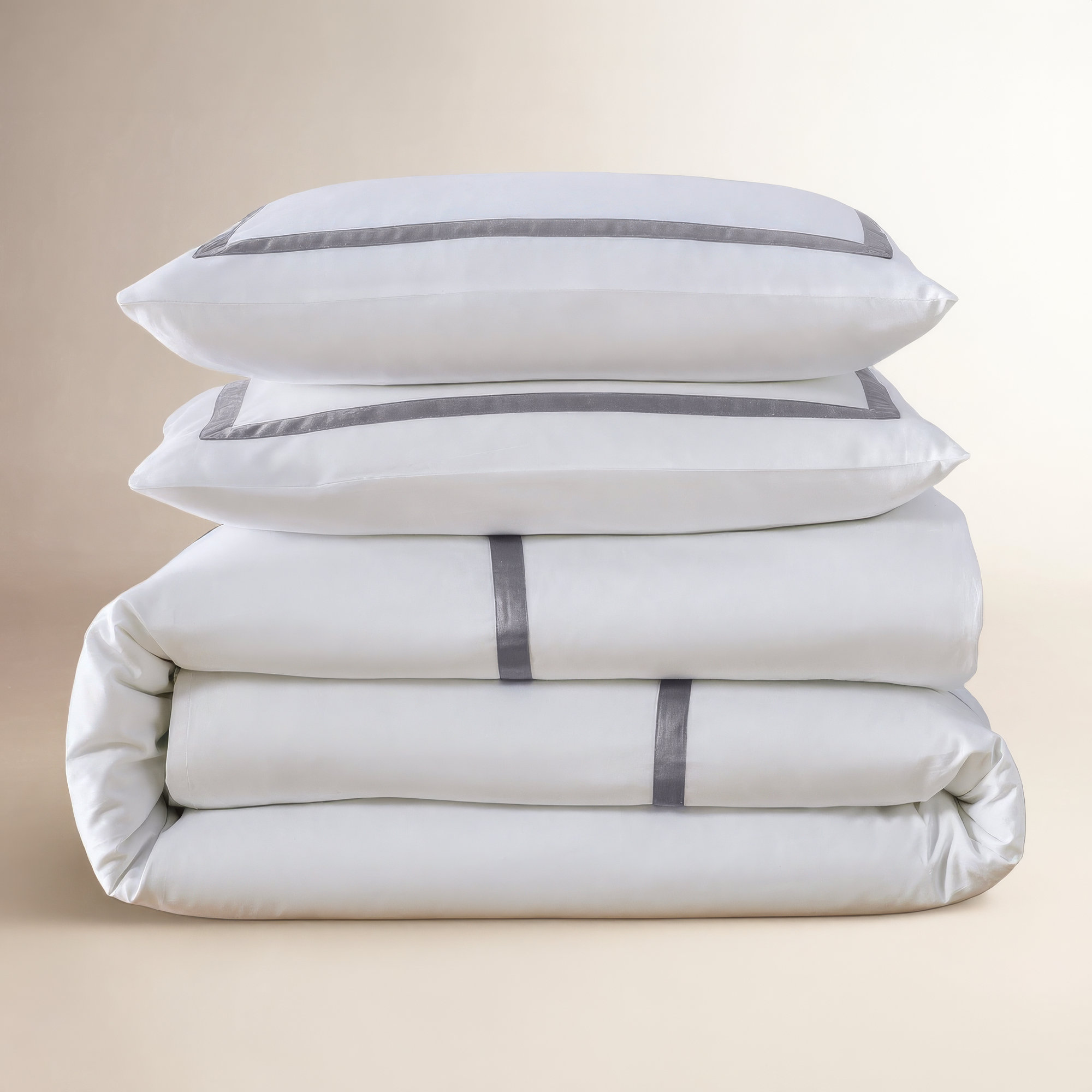 Danfield Cotton Sateen Hotel Stripe Duvet Cover Set, King / Cal King Duvet Cover + 2 Pillow Shams, Charcoal Stripe