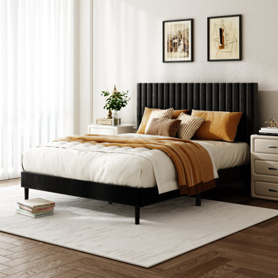 Structure de grand lit, lit plateforme tapissier en velours avec tête de lit réglable en hauteur, structure robuste et lattes, conception silencieuse, compatible avec les matelas sans ressorts, facile à assembler, noir