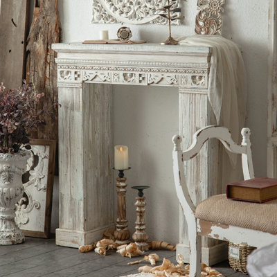 Foyer autoportant en bois massif beige