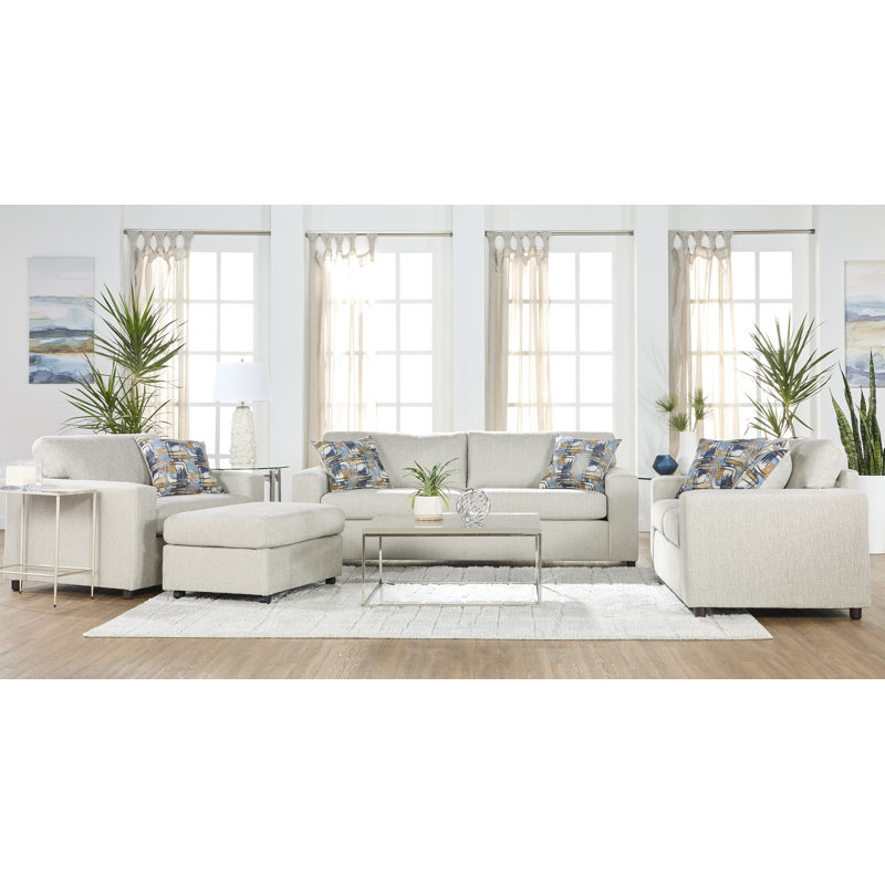 Fauteuil rembourré 51 po avec coussin bleu Gio Batik, Contour en mousseline