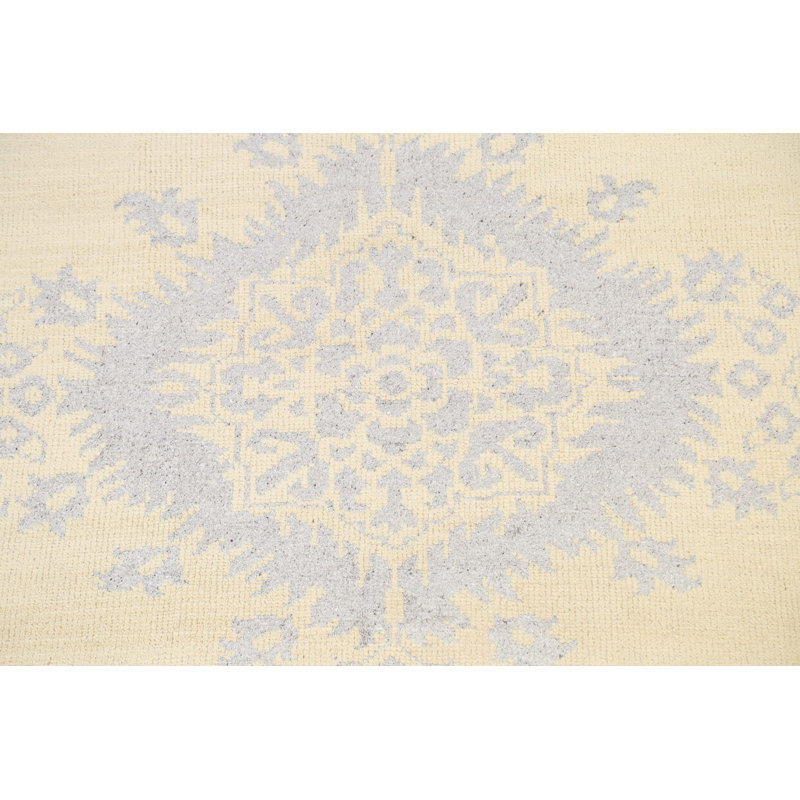 One-of-a-Kind 4'11" X 7'10" New Age Area Rug in Beige