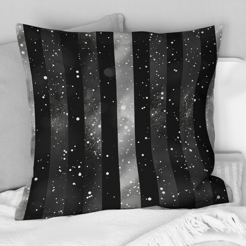 Coussin décoratif Sparkling Stripes - Glam, H 16 po x l 16 po, Noir / argenté