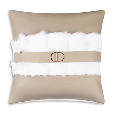 Coussin en fausse fourrure beige Atlas Atlas