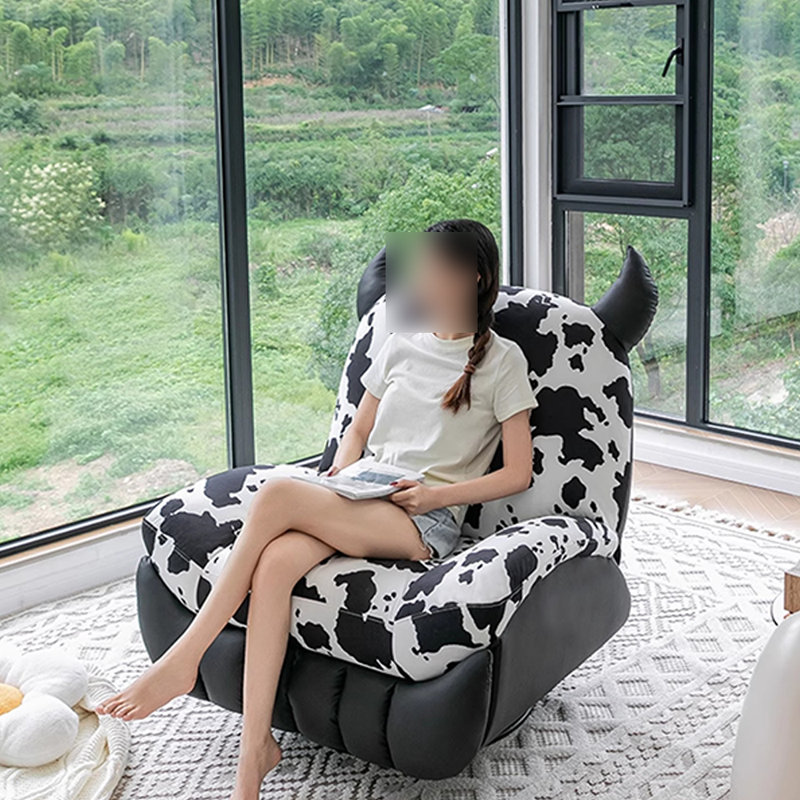 Cute, versatile and comfortable lounge chair, Black/White