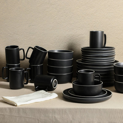 Service de vaisselle Gibson Home Zuma Nuevo 32 pièces, bols et grandes tasses (service pour 8) - noir