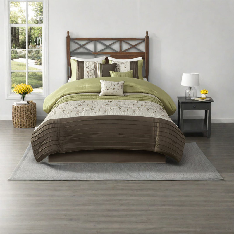 Green Embroidered Bedding Set, Polyester, Transitional Style For Home