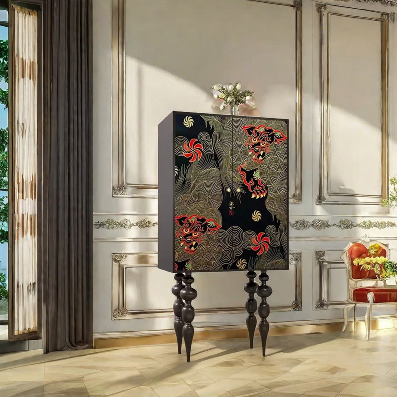Élégante armoire en bois massif avec poignées en laiton
