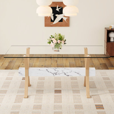 Élégante table de salle à manger élégante en verre trempé transparent de 71 po x 35,4 po avec des pieds en métal de couleur bois en forme de X et des barres transversales blanches pour un bureau personnel, une conception minimaliste, des pieds coulissants, des pieds pratiques et faciles à assembler,