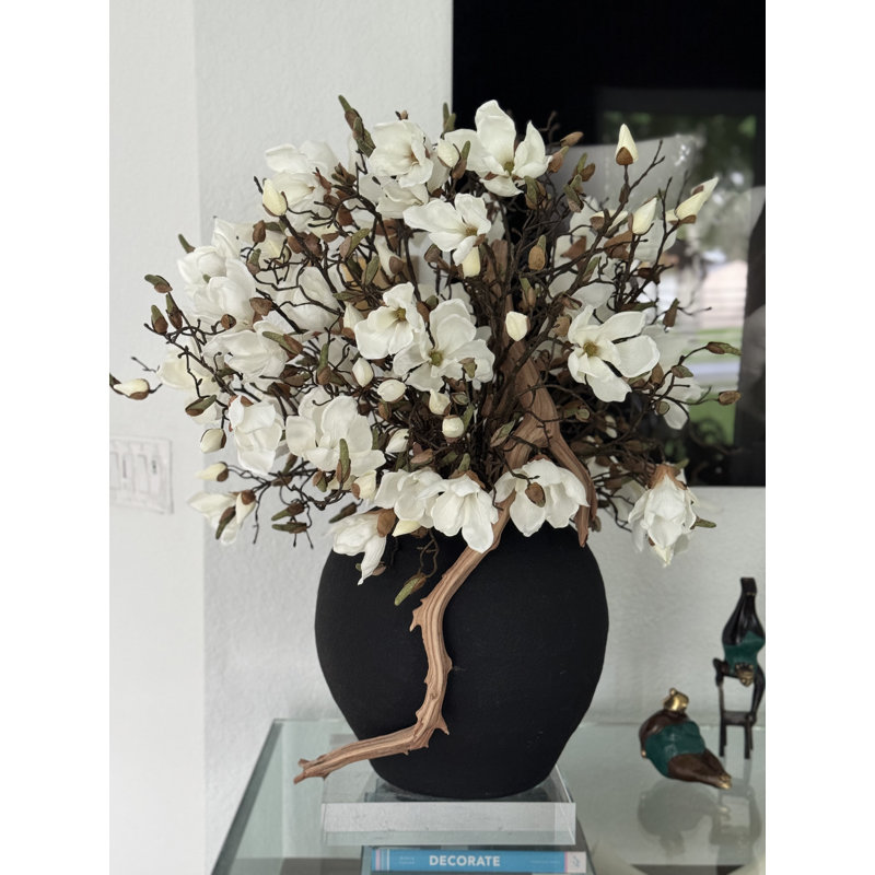 Black Konos Vase With White Magnolias