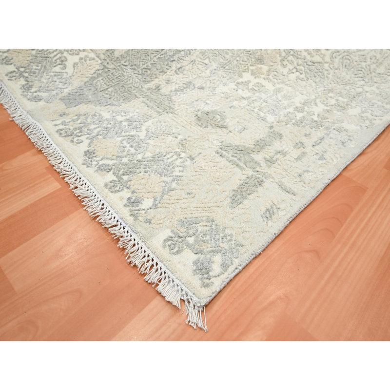 Tapis blanc en laine et soie noué à la main 8 pi 1 po x 10 pi 1 po 7379F29FC7224F5B83E2CE33684721C2
