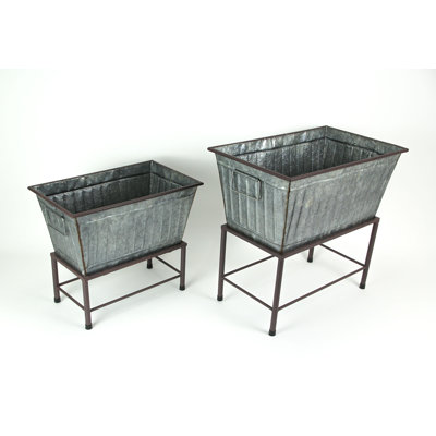 Adamantia Metal Elevated Planter