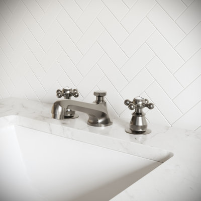 Carlson 2-handle Bathroom Faucet with Drain Assembly