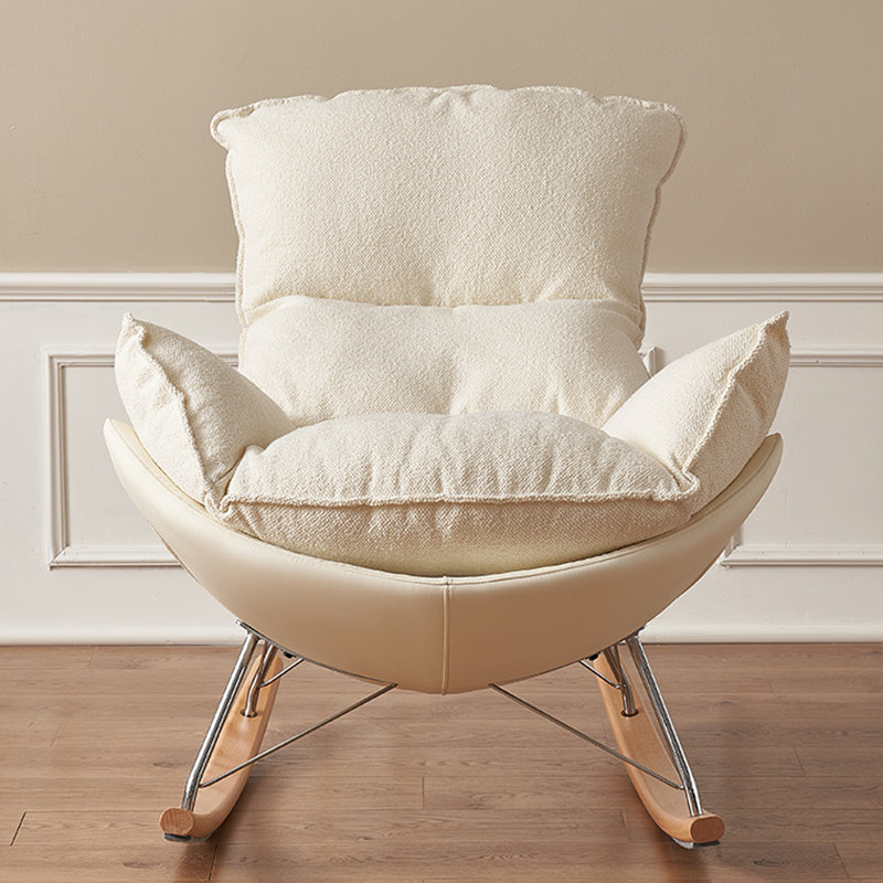 Chaise berçante en forme d'œuf, Blanc cassé
