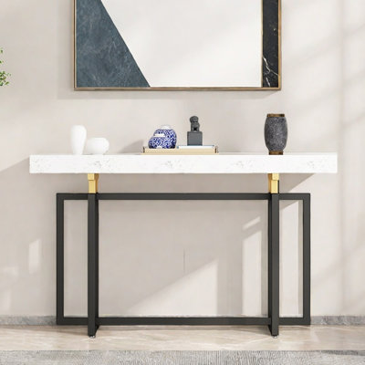 Console Nordic Minimalist