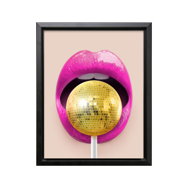 Boule à facettes disco No1, 12"H x 16"W, Canvas, Black Framed