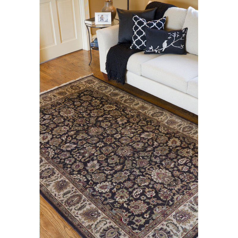 Heirloom Wool Oriental Area Rug, Rectangle 5'6" x 8'6"
