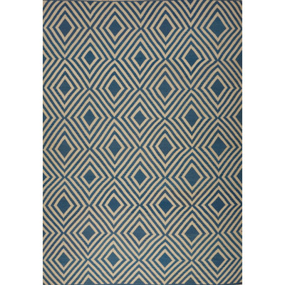 Geometric Area Rug in Blue/Beige