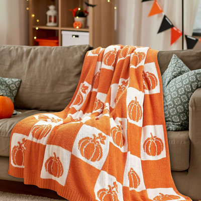 Couverture douce et confortable à carreaux citrouille d'automne orange et blanche, jeté décoratif Halloween pour canapé