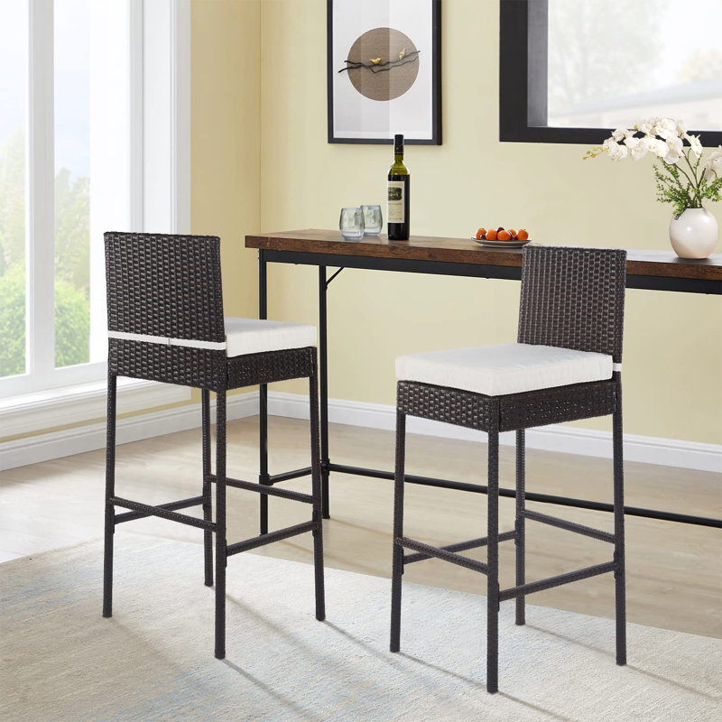 Tabouret de bar 43 po avec coussin Debany