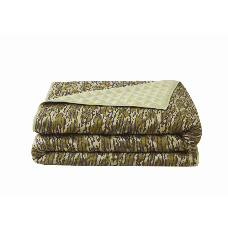 Mossy Oak Bottomland Camouflage Microfiber Quilt Set, King Quilt + 2 Shams