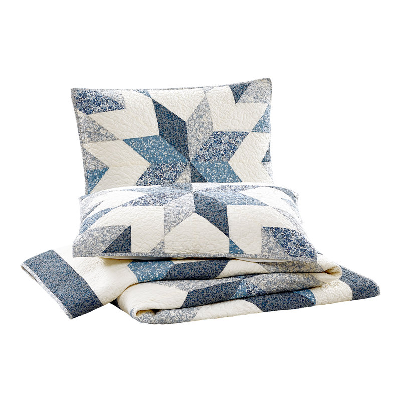 Bright Star Patchwork Quilt Set, Queen Quilt + 2 Standard Shams