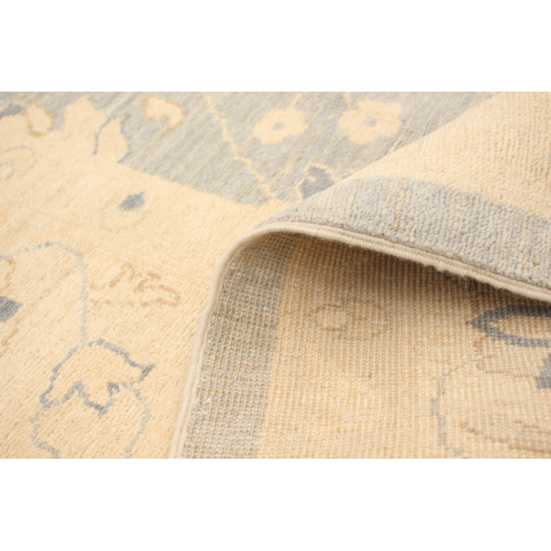 Tapis de bois one-of-kind-noué la 2010 ushak gris clair/ivoire 8 pi 1 po x 9 pi en laine de 10 po Adryen