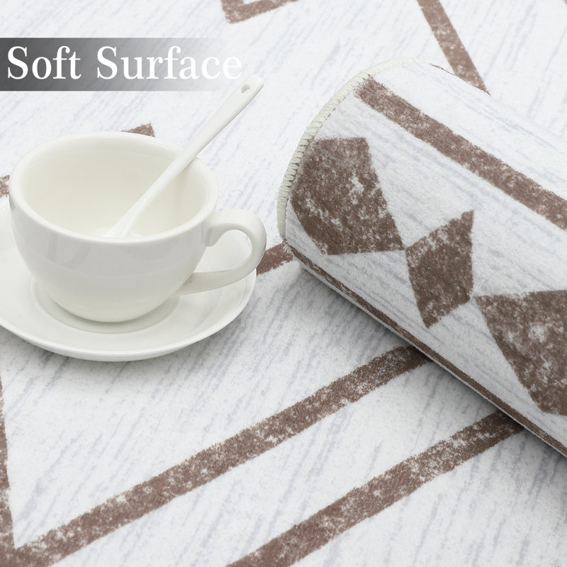 Tapis beige en polyester tissé à la machine Korinne, Rectangle 9 pi x 12 pi