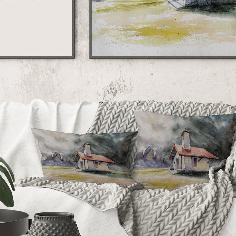 Rectangle, maison rustique au sommet d'une montagne pendant la tempête - Coussin décoratif à imprimé champêtre