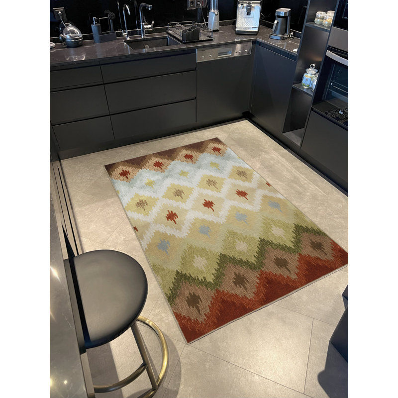 Tapis décoratif multicolore à motif géométrique en forme de croix beige, Rectangle 4 pi 11 po x 7 pi 7 po