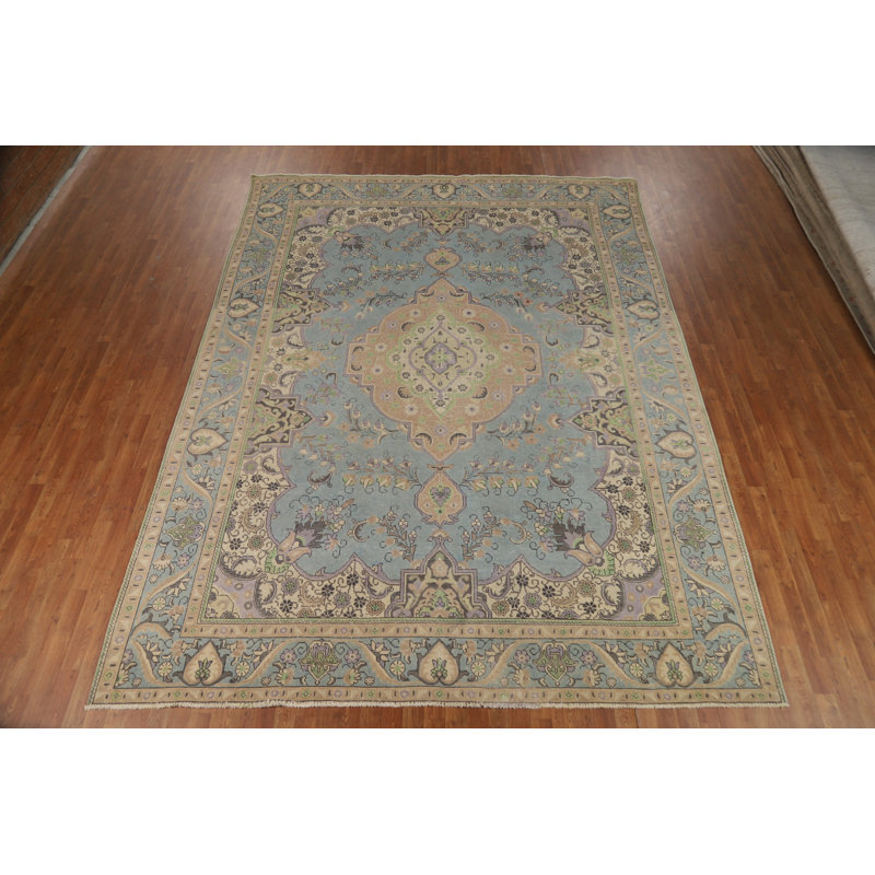Tapis bleu clair fait à la main 9 x 12 po