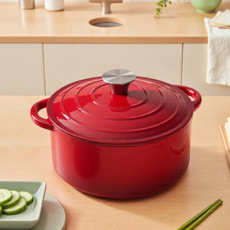 Living And Home 4L Cast Iron Stock Pot, Red