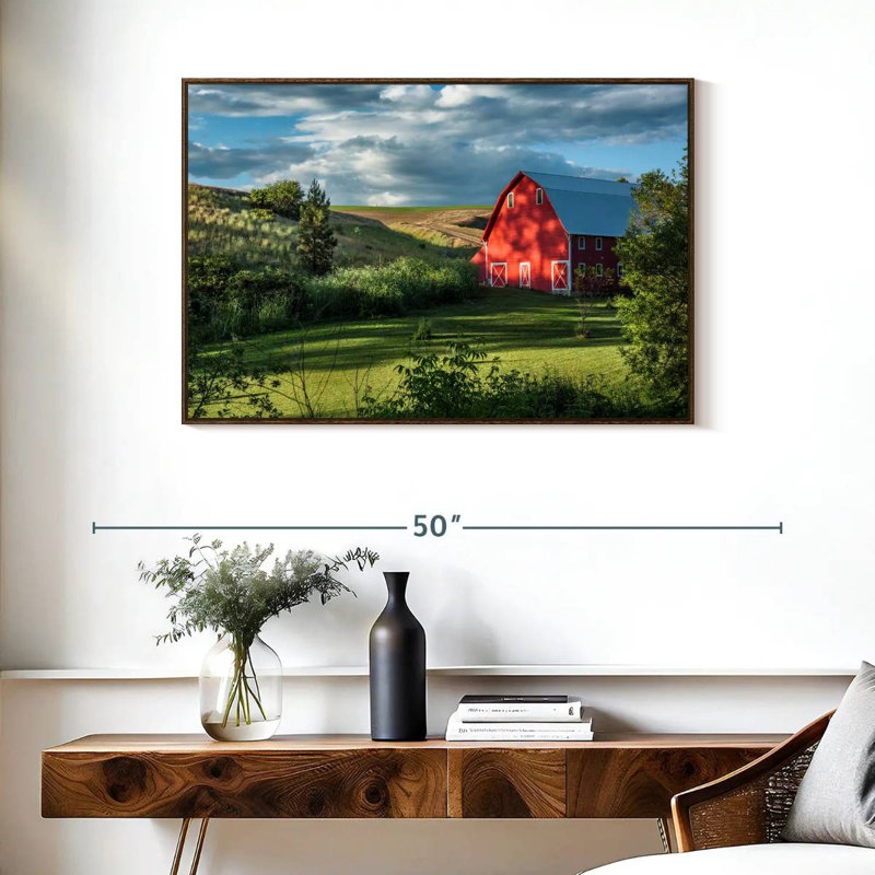 Grange rouge dans la campagne de la Palouse, 37 po x 25 po, Cadre flottant noyer