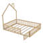 Charmant lit plateforme en bois pleine grandeur avec garde-corps, parfait pour les chambres d'enfants et un décor créatif-531694395