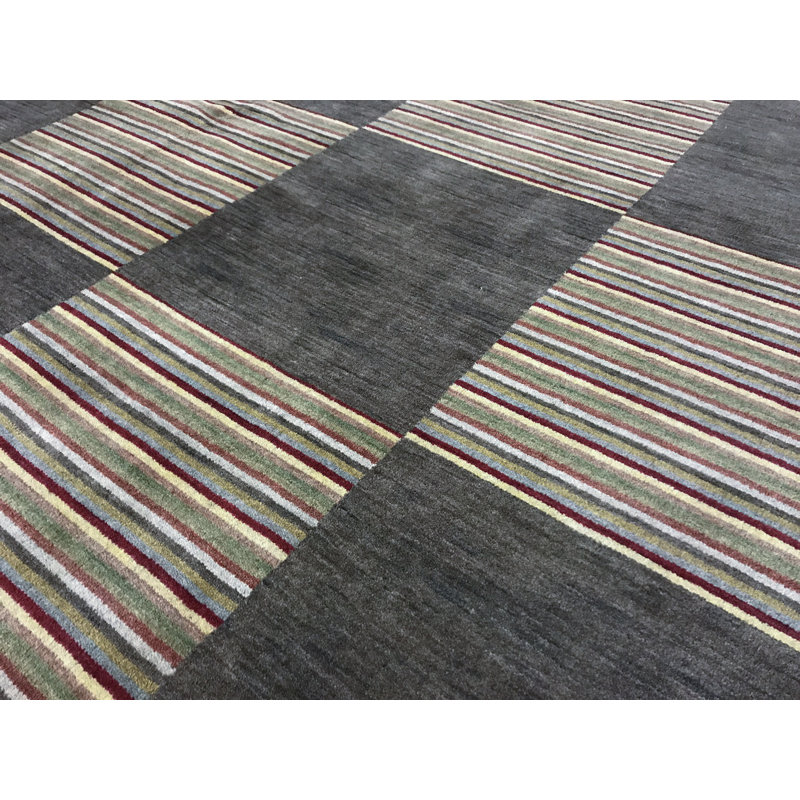 Tapis brun et multicolore de haute qualité noué à la main