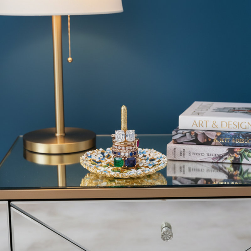 Daphne Ring Holder