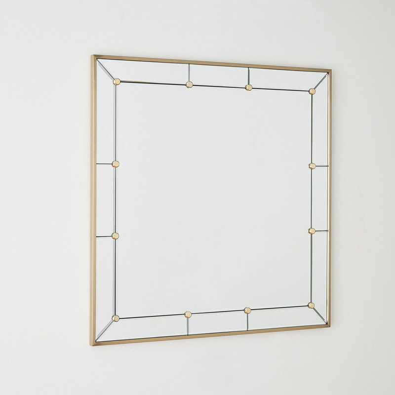 Miroir carré clouté - laiton brossé
