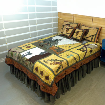 Pinecone Rustic Cotton Quilt