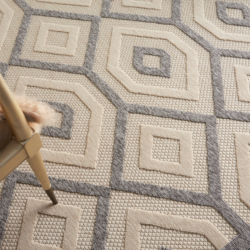 Allesandra Geometric Cream/Gray Indoor/Outdoor Area Rug, Rectangle 6' x 9'