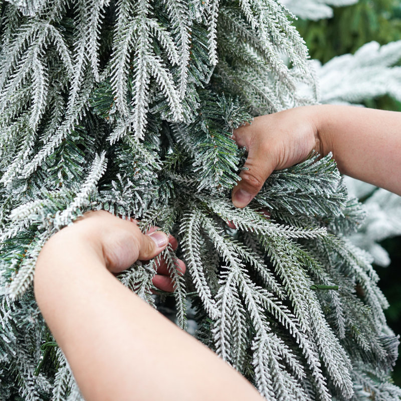 Ensemble de 3 arbres de Noël enneigé en cascade avec éclairage de contrôle, branches en pleurs et présentation de forêt à plusieurs niveaux pour la décoration des Fêtes