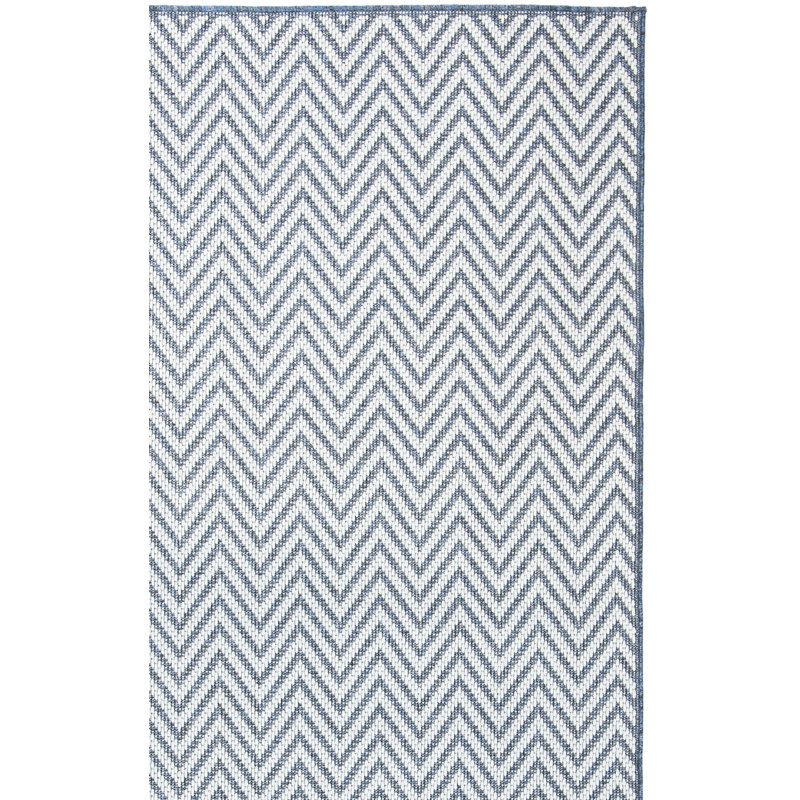 Haileyjade Performance Machine Washable Chevron Indoor/Outdoor Area Rug, Rectangle 4' x 6'