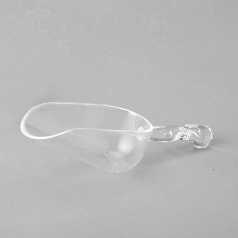 Cuillère à bonbons jetable en plastique Basic