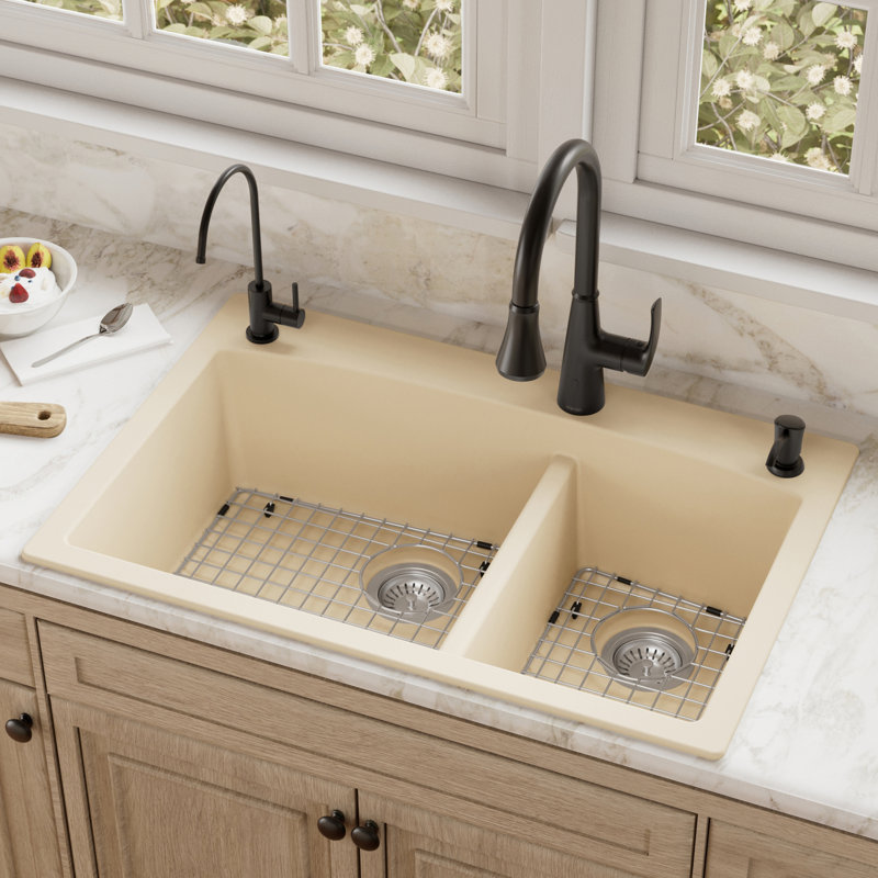 Ensemble d'évier de cuisine à double cuve à montage sur le dessus 60/40 Karran Quartz 33 "X 22", Bisque