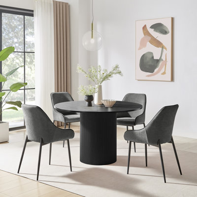 Tamorion 4 - Person Dining Set