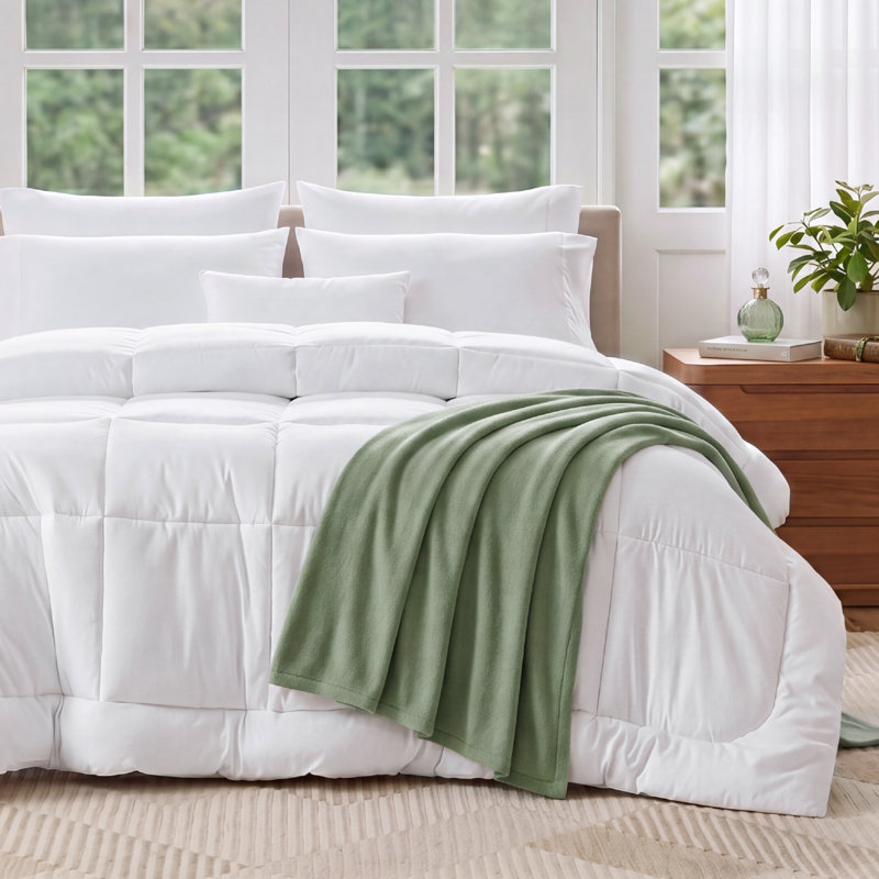 Bedsure Cal King Box-Stitch Down Alternative Duvet Insert – White , All-Season Comforter, White, California King Comforter