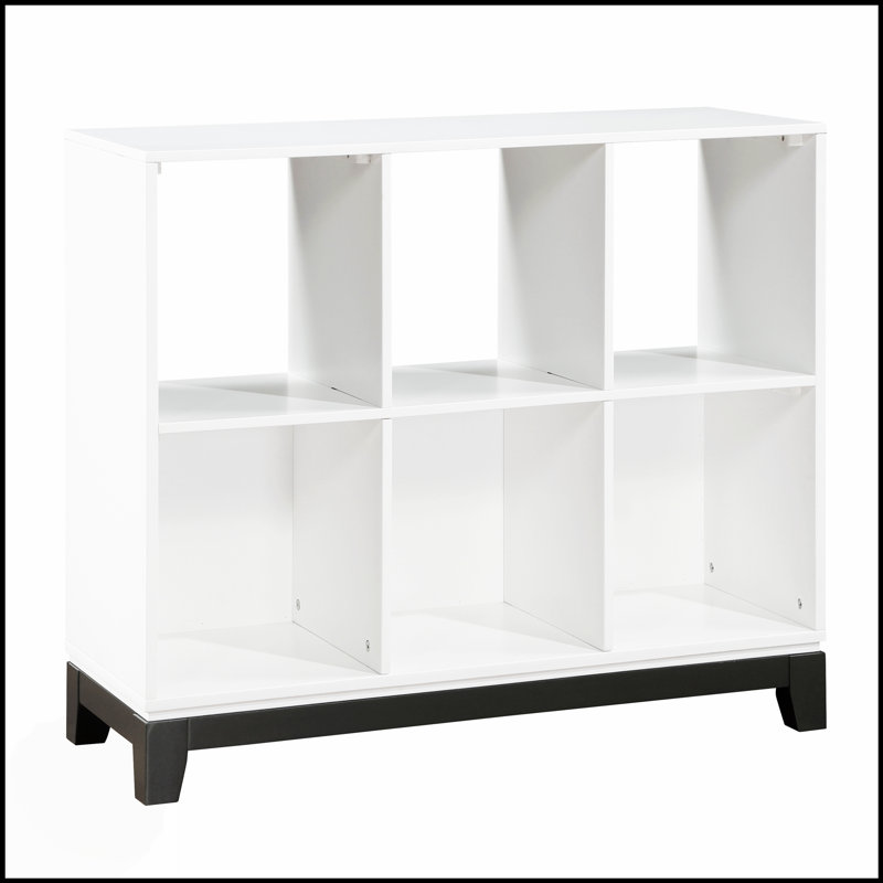 Bibliothèque élégante à 6 tablettes en bois avec finition blanche et accents gris pour une organisation moderne, Blanc